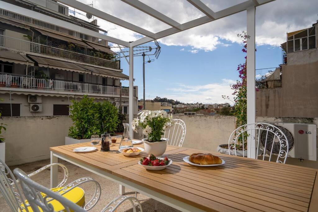 Ebullience - Stylish & Chic Athens Apartment المظهر الخارجي الصورة