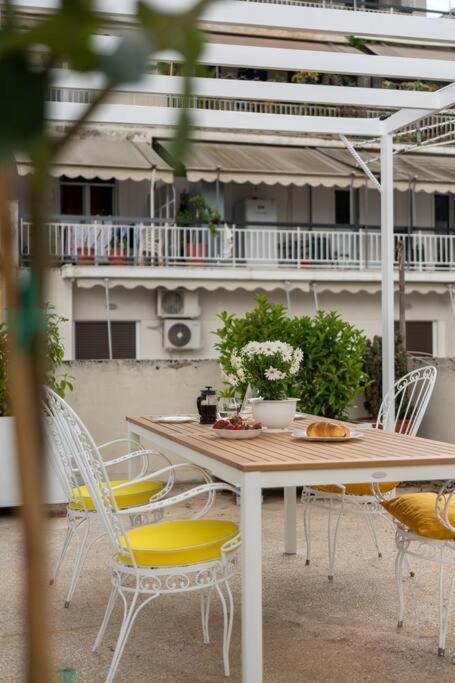 Ebullience - Stylish & Chic Athens Apartment المظهر الخارجي الصورة