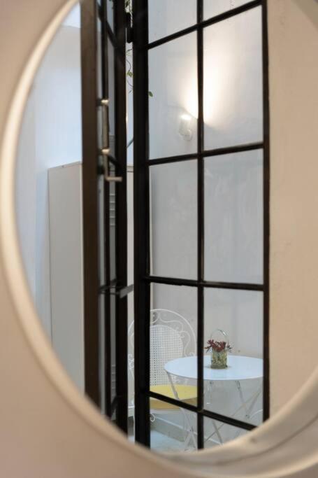 Ebullience - Stylish & Chic Athens Apartment المظهر الخارجي الصورة