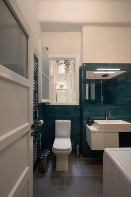 Ebullience - Stylish & Chic Athens Apartment المظهر الخارجي الصورة