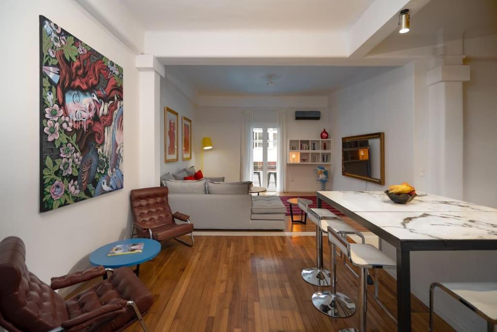 Ebullience - Stylish & Chic Athens Apartment المظهر الخارجي الصورة