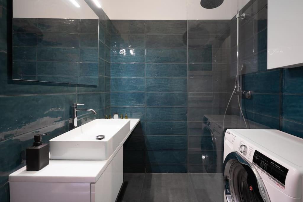 Ebullience - Stylish & Chic Athens Apartment المظهر الخارجي الصورة